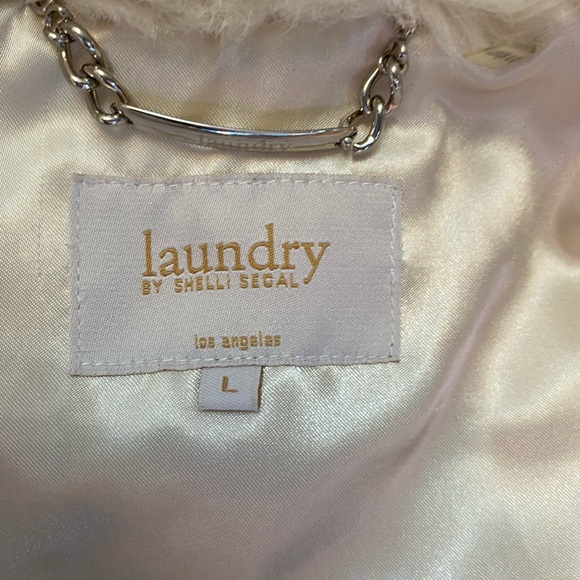Laundry by Shelli Secal faux fur Coat. - Picture 4 of 7